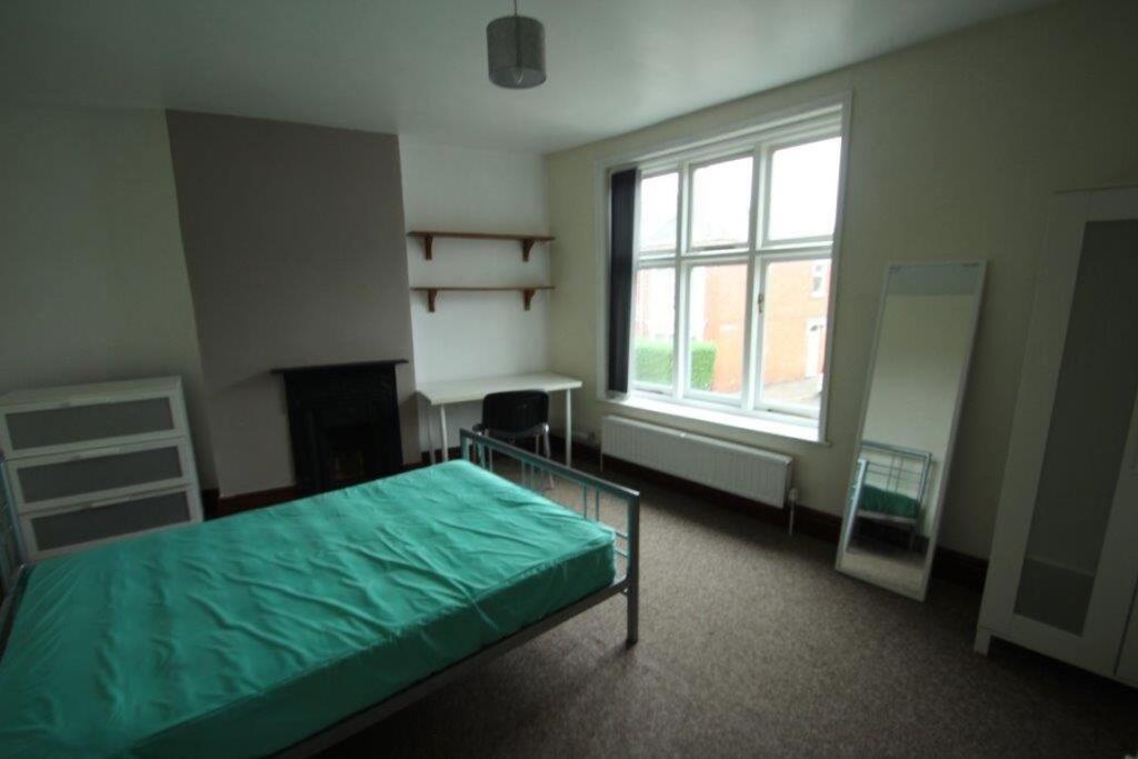 House in Leicester - View 3