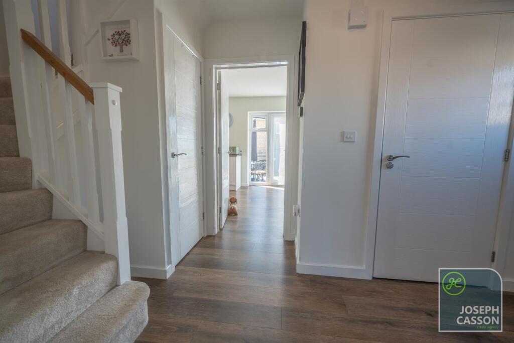 House in Taunton - View 5