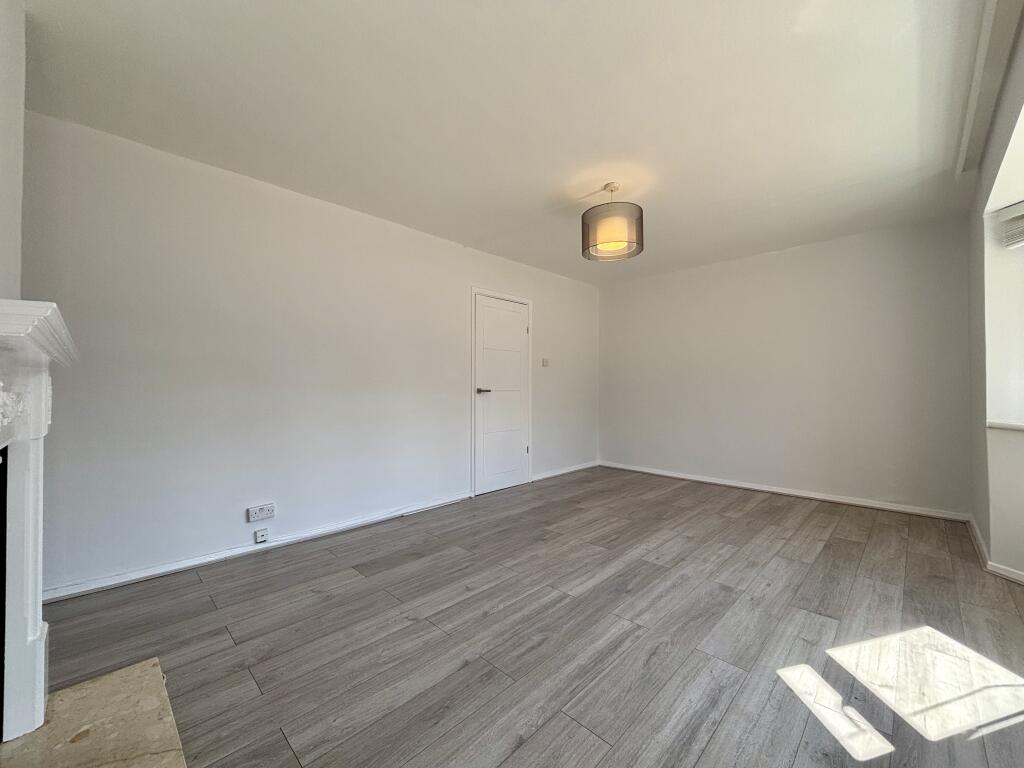 Apartment in London - View 3