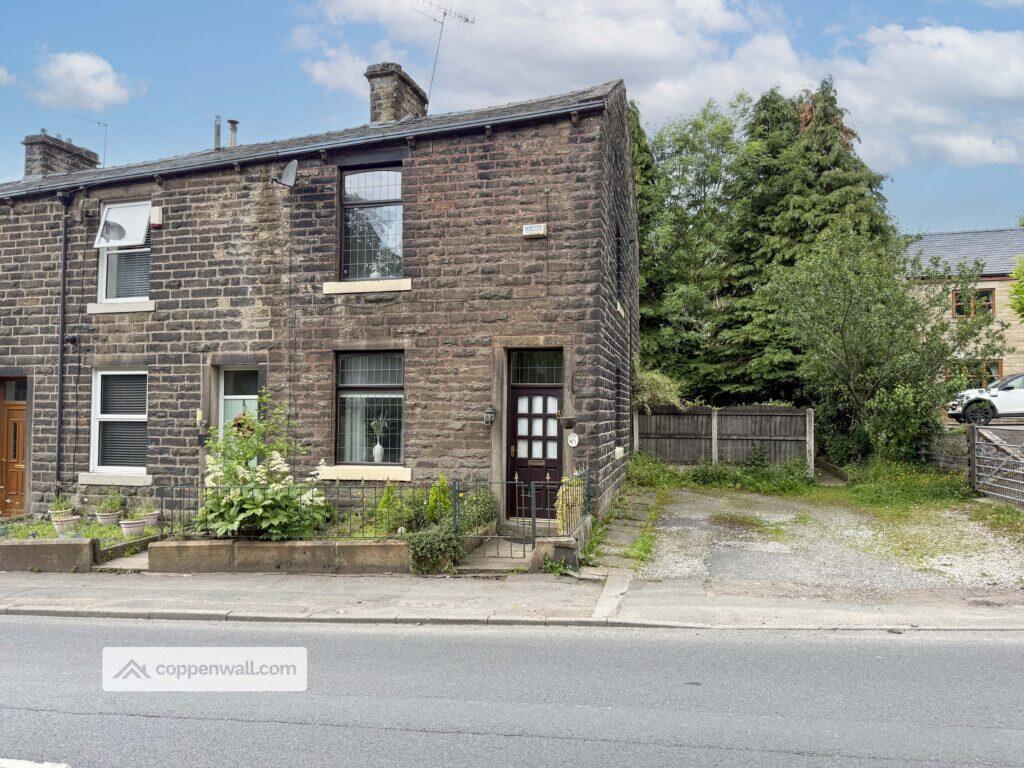 2-bed terraced on Burnley Road, Bacup, Rossendale, £150,000