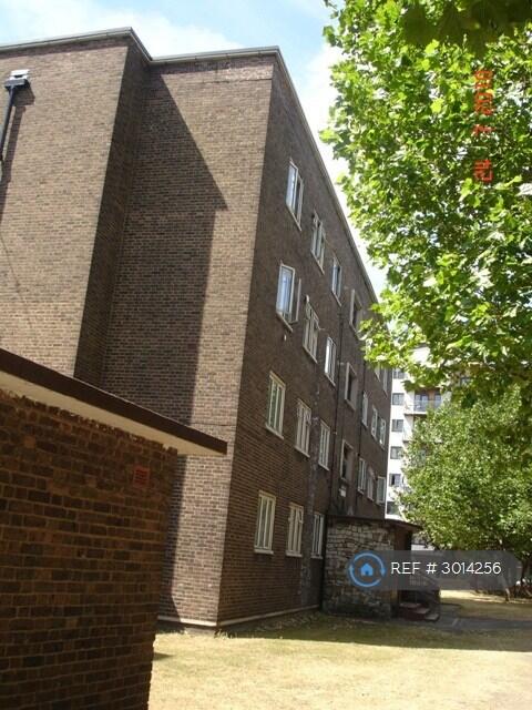 Main image of property: Apsley House, London, E1