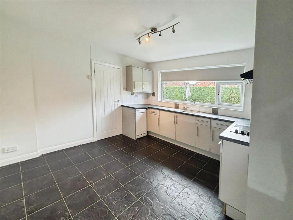 House in Crewe - View 4