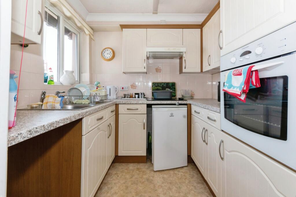 Apartment in Birmingham, West Midlands - View 3