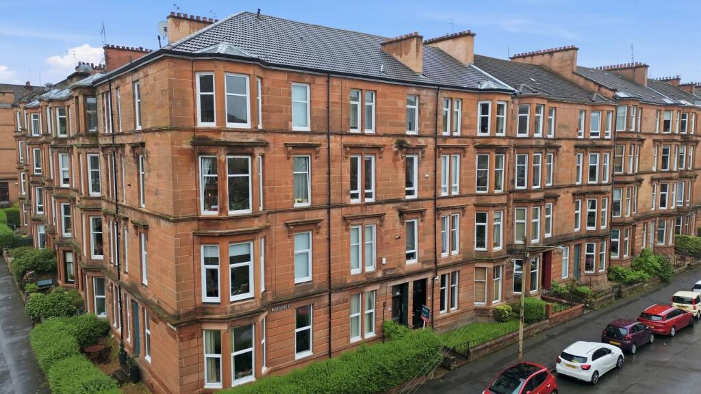 Main image of property: Flat 2/3, 38 Westclyffe Street, Shawlands, Glasgow, G41 2EE
