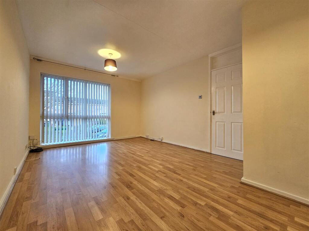 Additional image 3 of Merryfield Close, Solihull