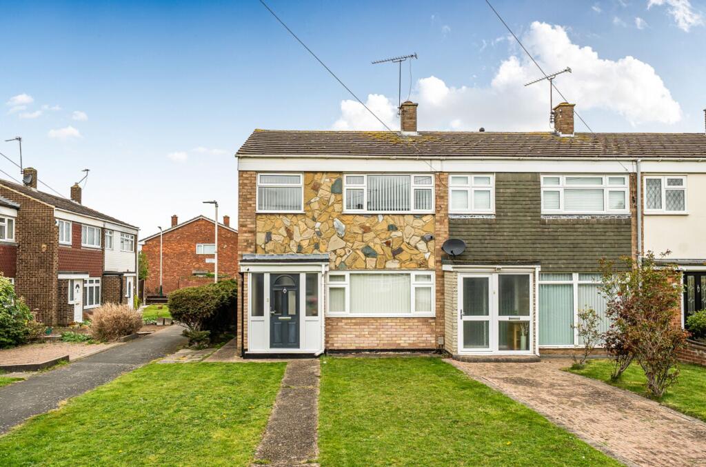Main image of property: Cormorant Walk, Hornchurch, RM12
