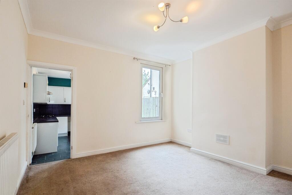 House in North West Leicestershire, South East Coalville, Greenhill - More