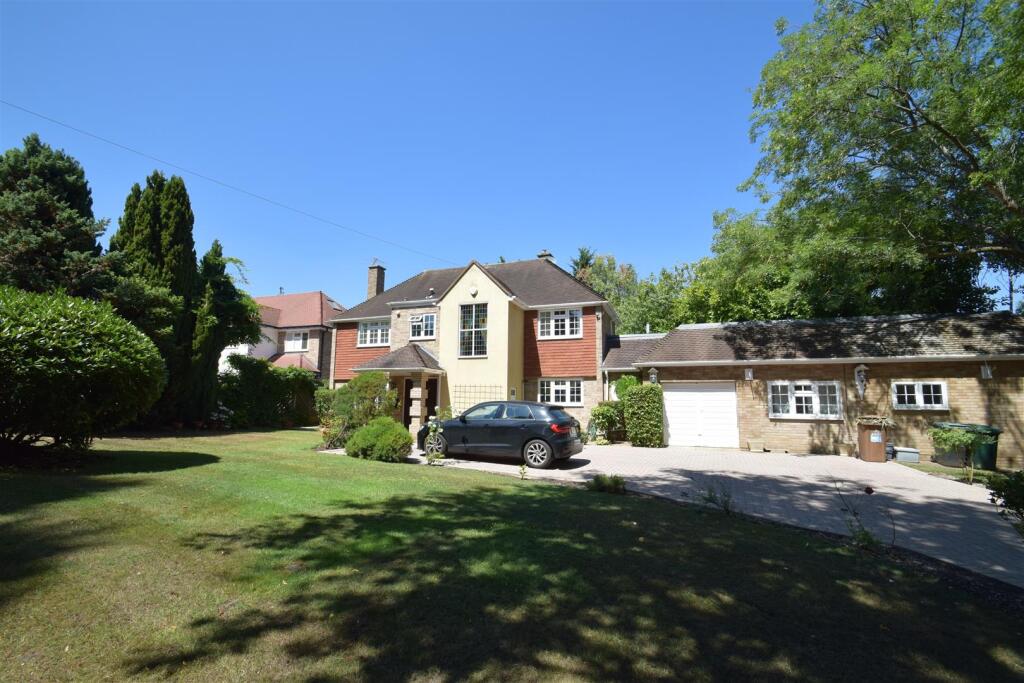 Main image of property: Sandy Lodge Road, Moor Park, WD3