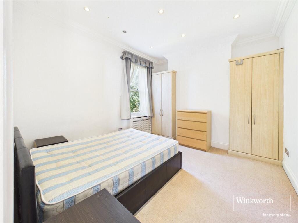 Apartment in London - View 5