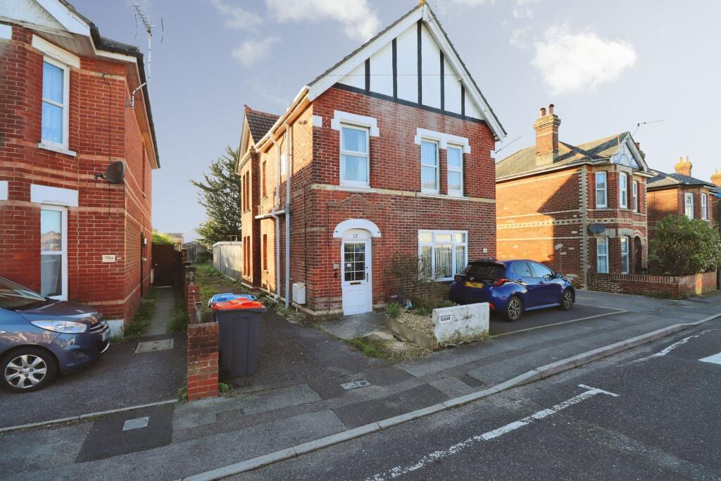2-bed flat on Bemister Road, Bournemouth, BH9, £170,000