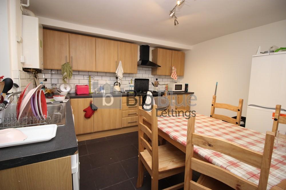 2 John Street, Hyde Parl **VIEW VIRTUAL TOUR** - View 6