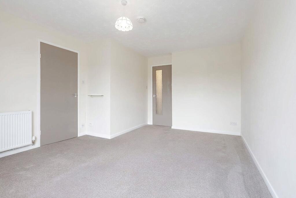 Kingsfield, Linlithgow, EH49 photo 3
