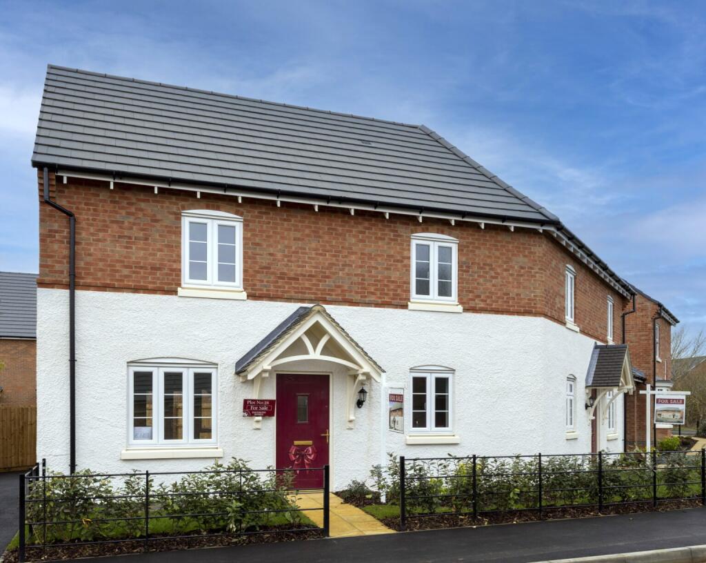 2-bed semi-detached on Off Leake Road,
Gotham,
Nottinghamshire,
NG11 0JN, £275,000