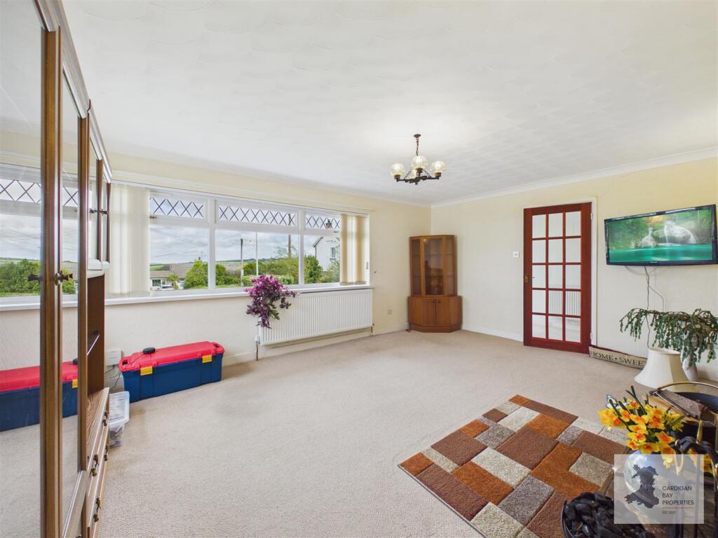 House in Swansea, Aberporth - View 5