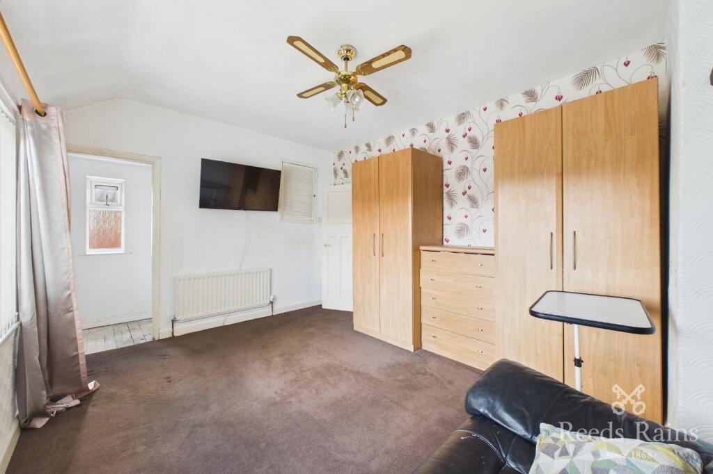 House in Wigan, Ashton-in-Makerfield - More