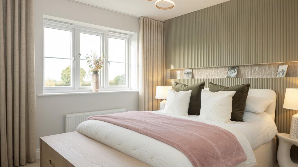House in Southampton - More