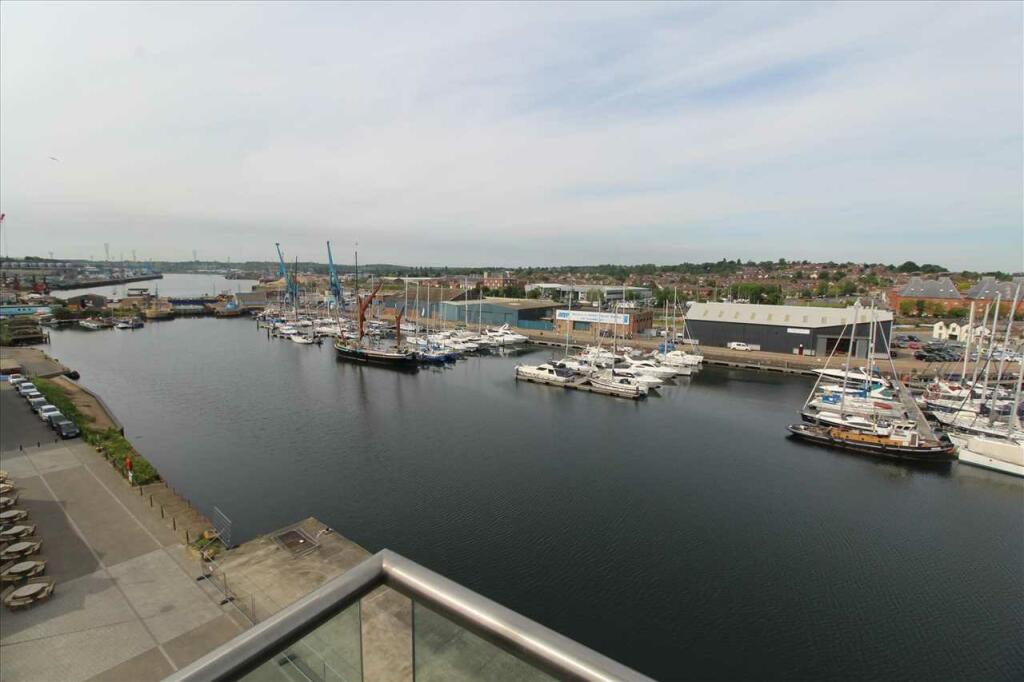 Main image of property: Aldeburgh House, 7 Anchor Street, Ipswich, Suffolk, IP3