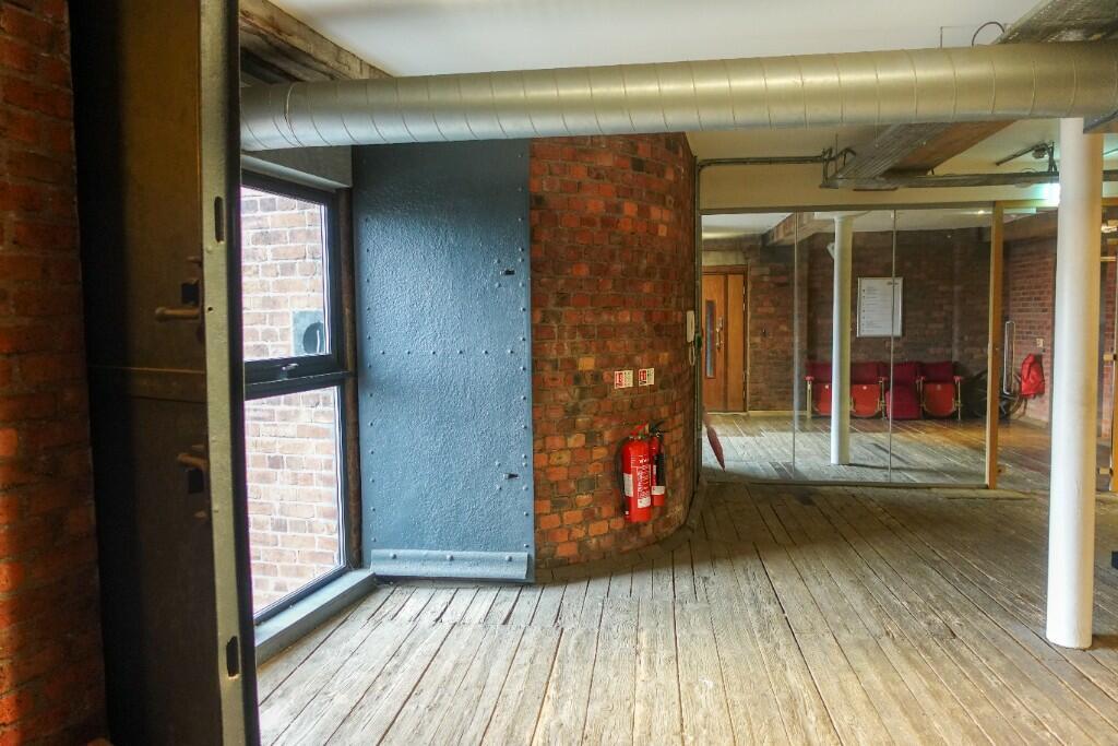 Interior - 3