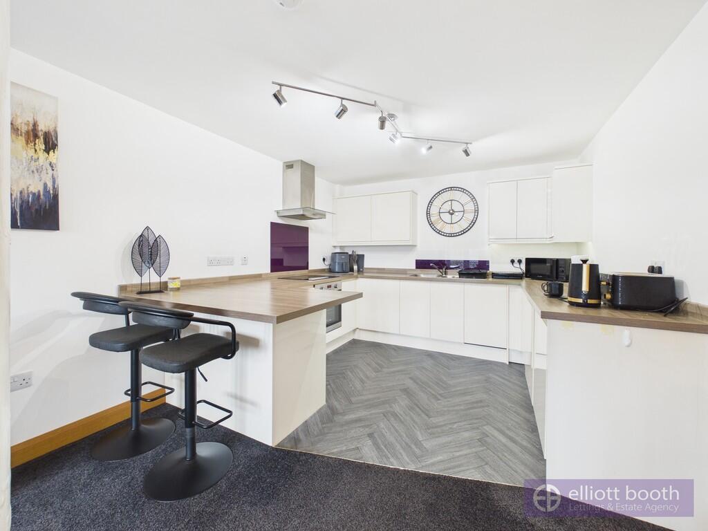 6 Norwood House photo 4