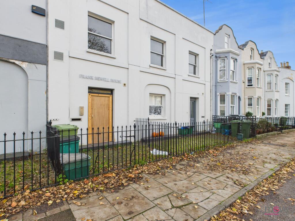 Selkirk Street, Cheltenham, GL52, Cheltenham