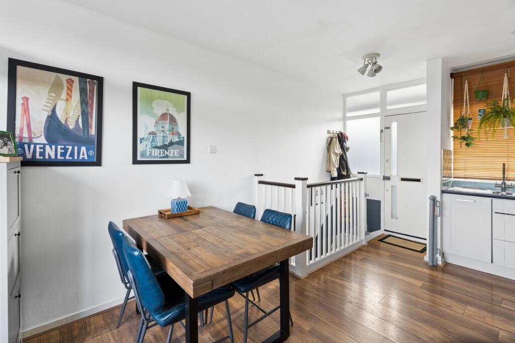 Apartment in Stevenage - View 5