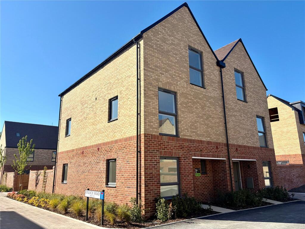 Main image of property: 15 The Huntingdon, Netherhall Gardens, Worts Causeway, Cambridge, Cambridgeshire, CB1