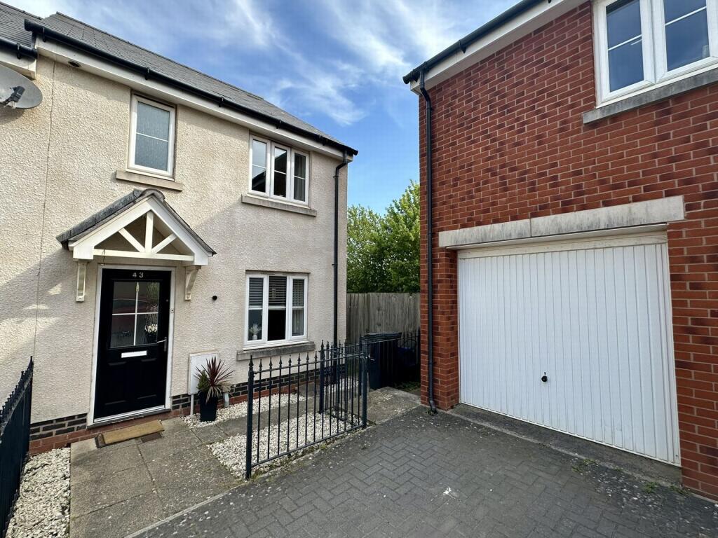 Main image of property: Carnac Drive, Dawlish, EX7