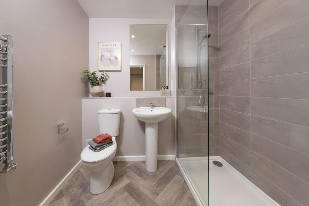 Apartment in Bradford, West Yorkshire - View 3