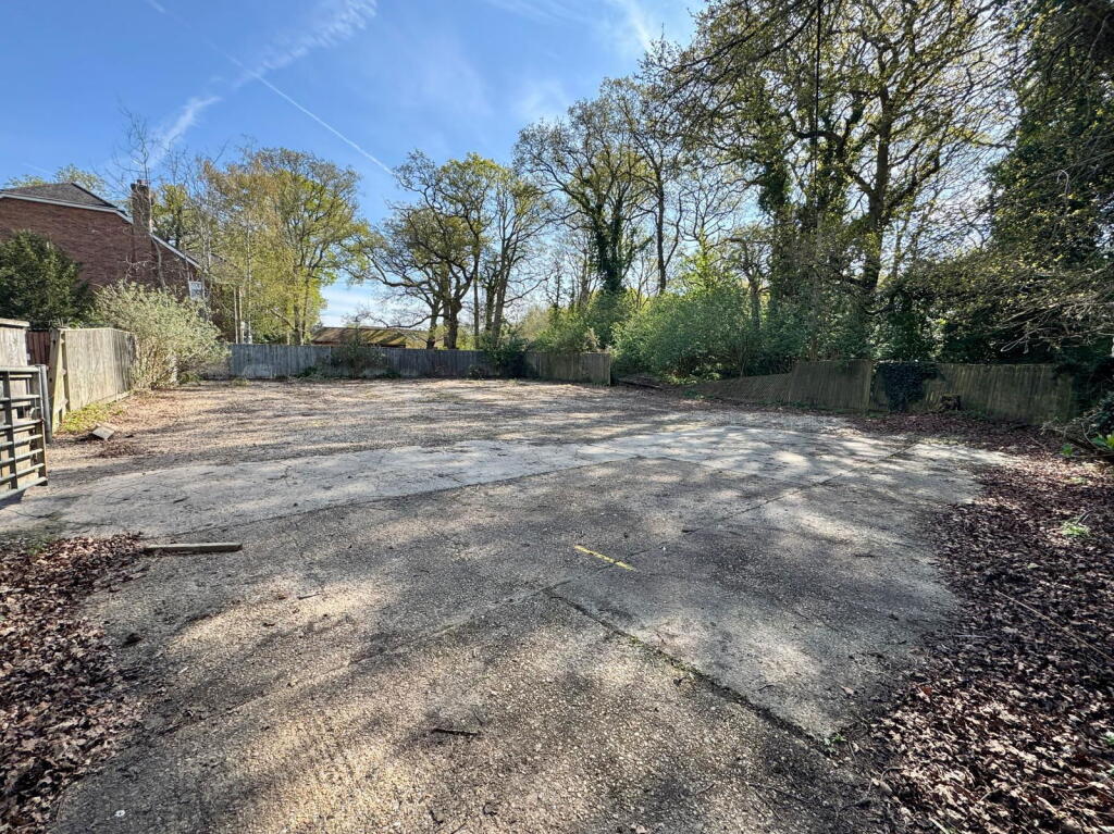 Old School Road, Hook, RG27 9NJ - View 2