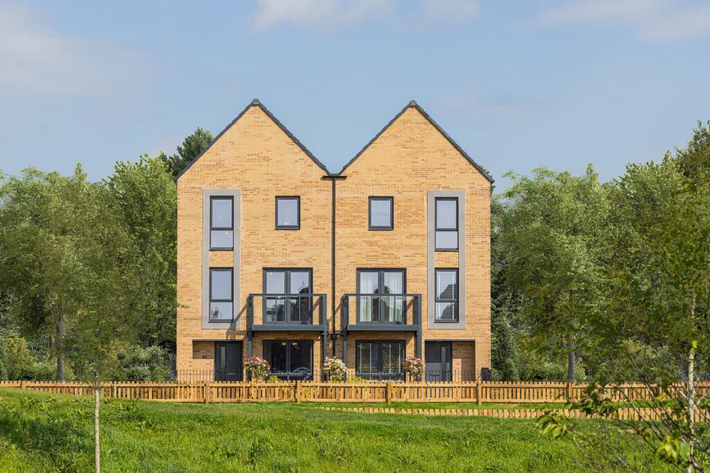 Main image of property: Rhodfa Plasdwr,
St Fagans,
Cardiff,
CF5 2FG