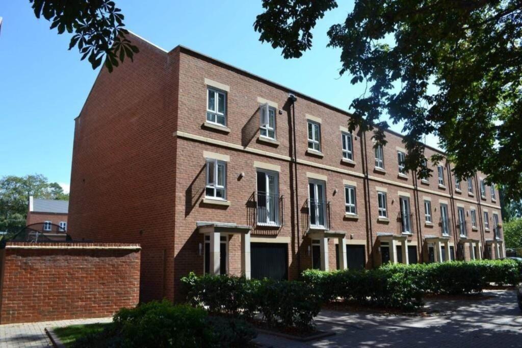 Main image of property: Denman Drive, Newbury, RG14 7GD