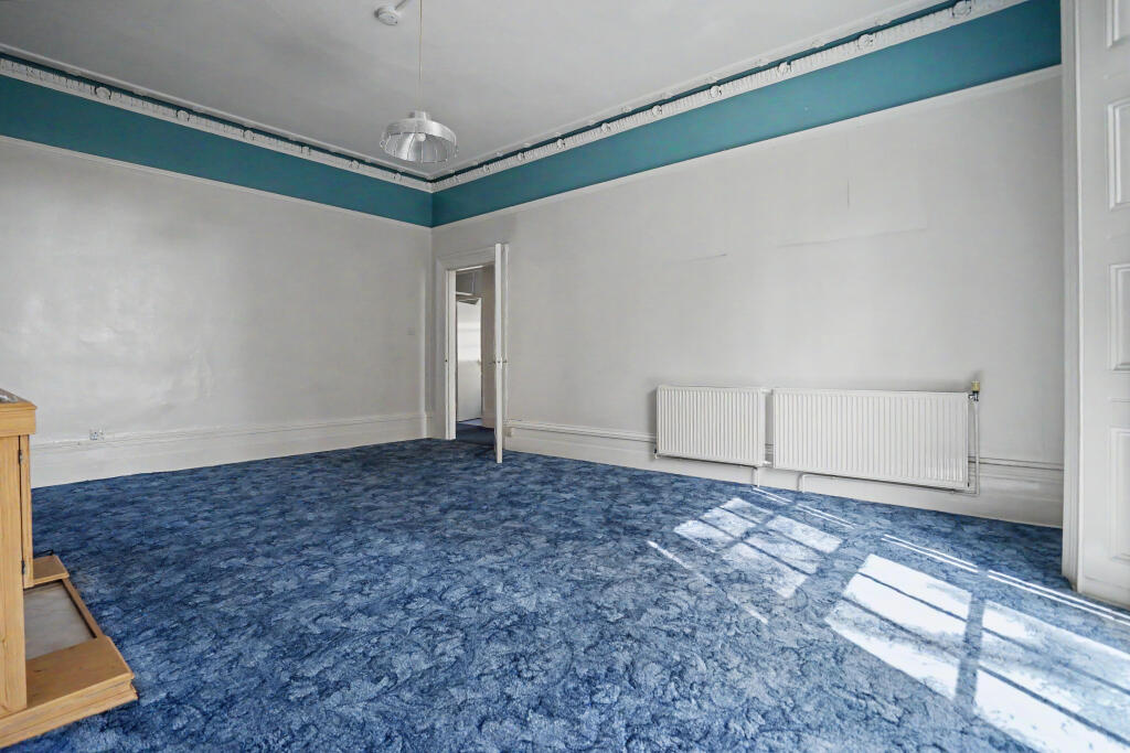 Apartment in London, Baizdon Road Estate, Blackheath - View 4