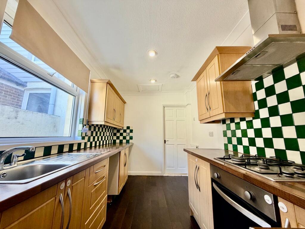 House in Portsmouth - View 5