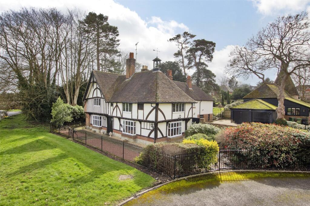 Main image of property: The Green, Bearsted, Maidstone, Kent, ME14