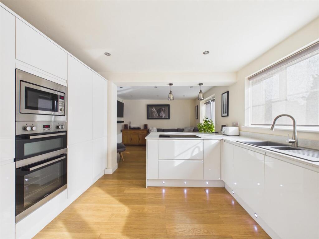 Gillows Croft, Shirley, Solihull photo 5