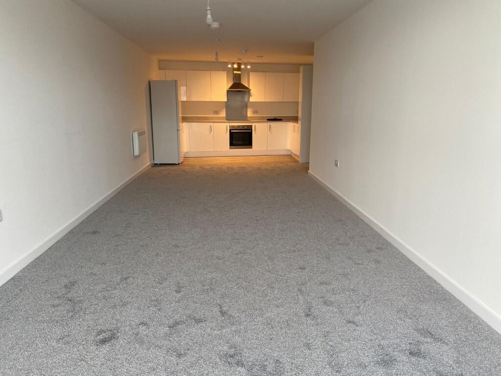 Apartment in Dartford - View 4