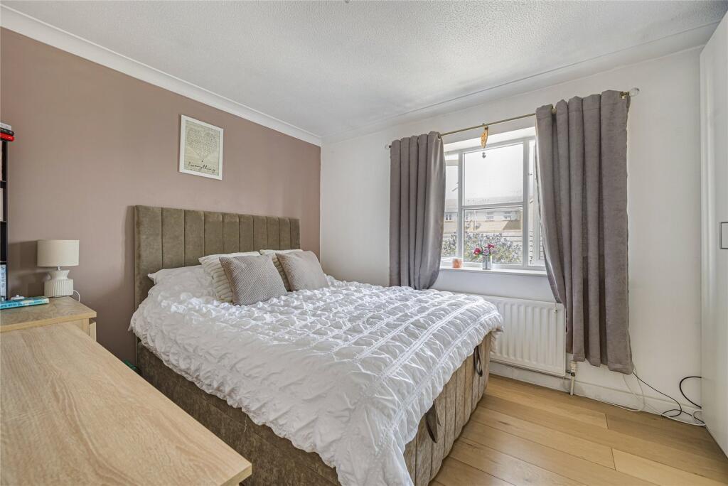 House in Dartford, Swanscombe and Greenhithe - View 6