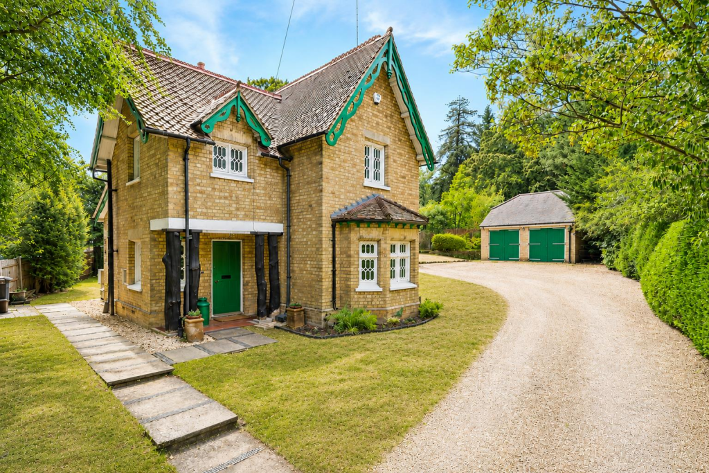 Main image of property: Plantation Road, Leighton Buzzard, Bedfordshire