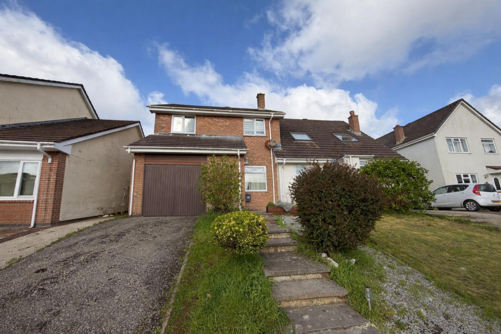 Main image of property: Boscundle Avenue, Falmouth