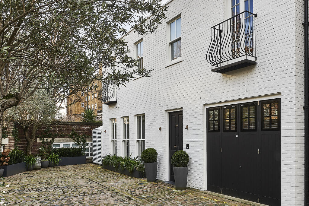 House in London - View 2