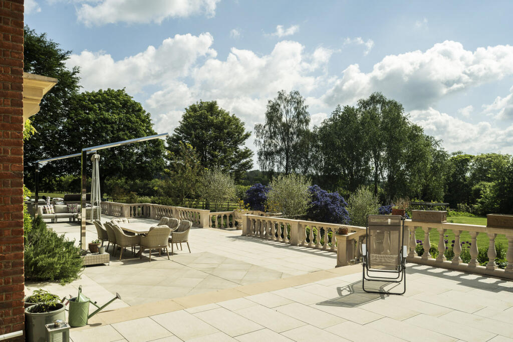 House in Fawley, Buckinghamshire - More