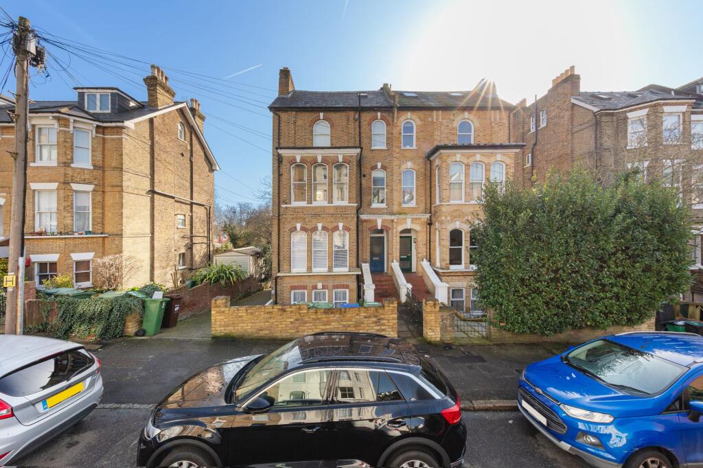 Main image of property: Cintra Park, London, SE19