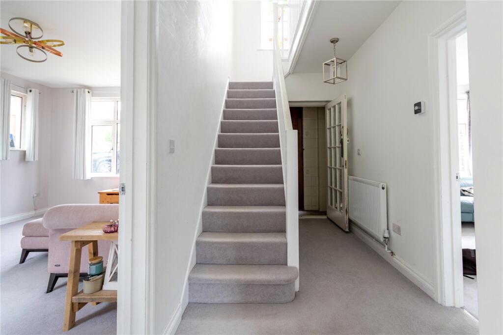Cunningham Close, Roath Park, Cardiff, CF23 photo 4