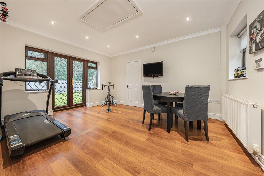 Additional image 11 of Hampstead Close, Bricket Wood, St. Albans