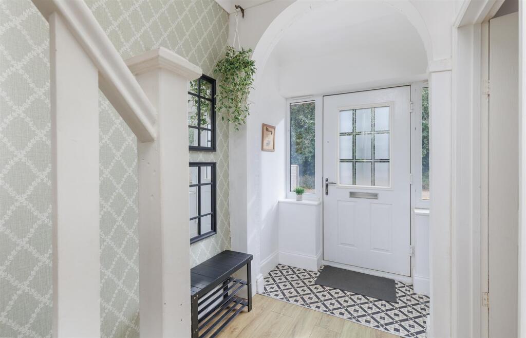 House in Portsmouth - View 5