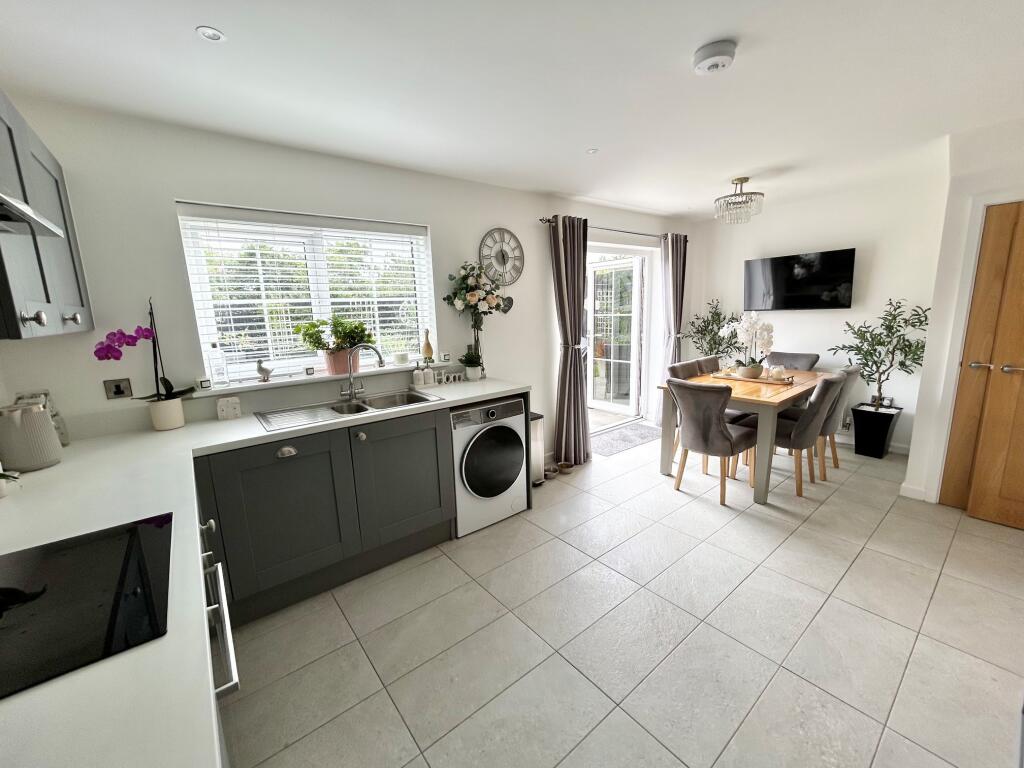 House in Preston - View 3