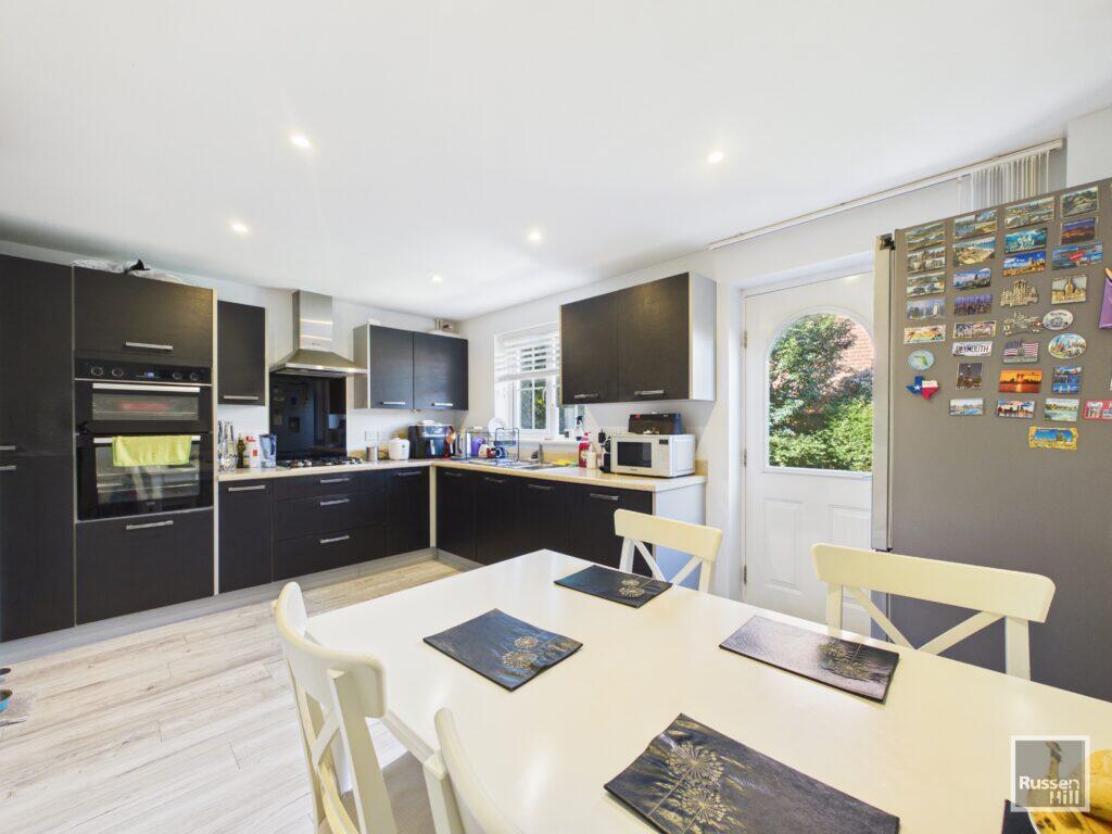 House in South Norfolk, Costessey - More