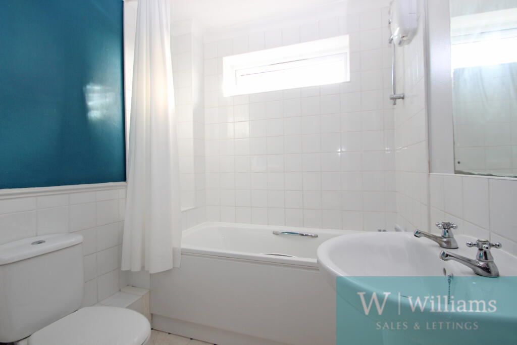 Whitehead Crescent, Wootton Bridge - View 6