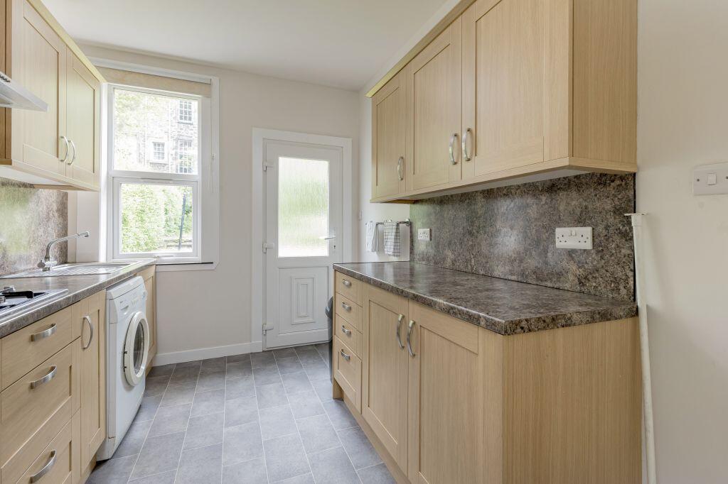 House in Edinburgh, Craigentinny/Meadowbank - More