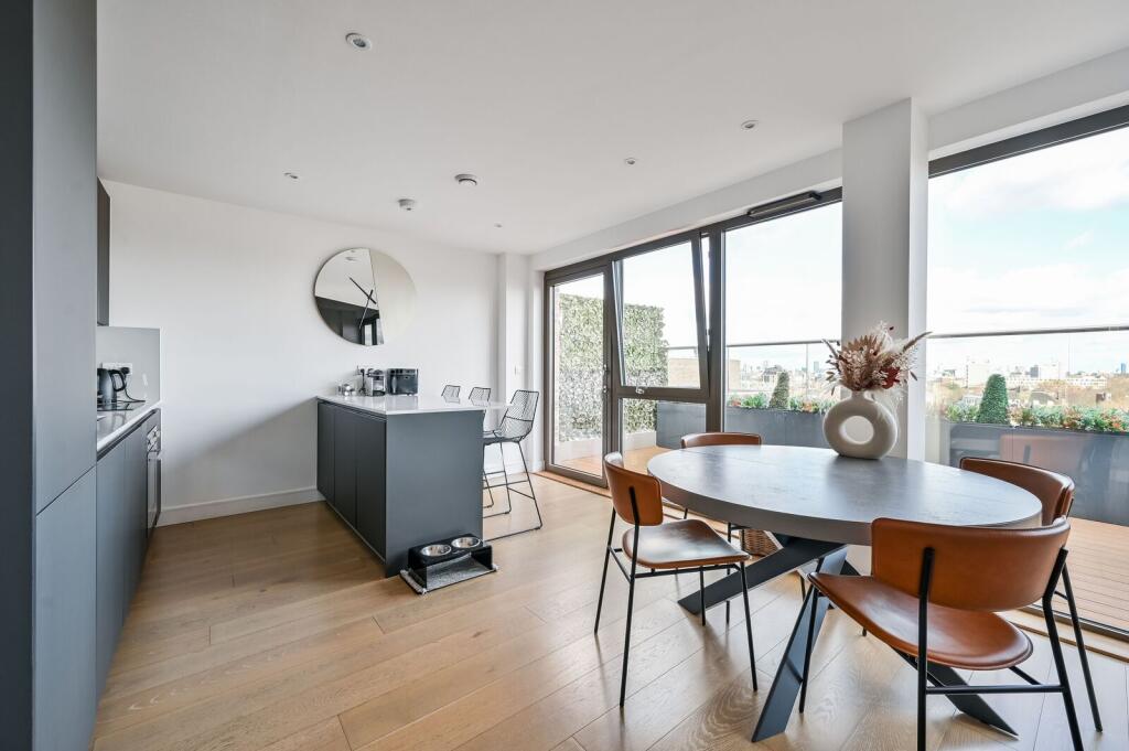 3 bedroom flat for rent